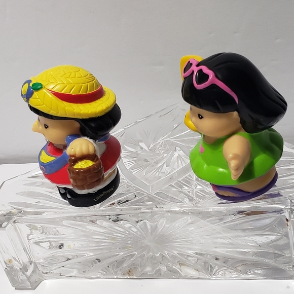 Vintage 2003/04 Set Of 2 Sonya Lee Dolls - Picture 2 of 5